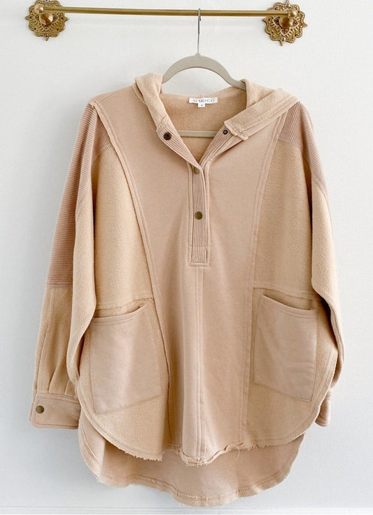 Aemi + Co Boutique Tan Oversized Hoodie Sweatshirt Size Small