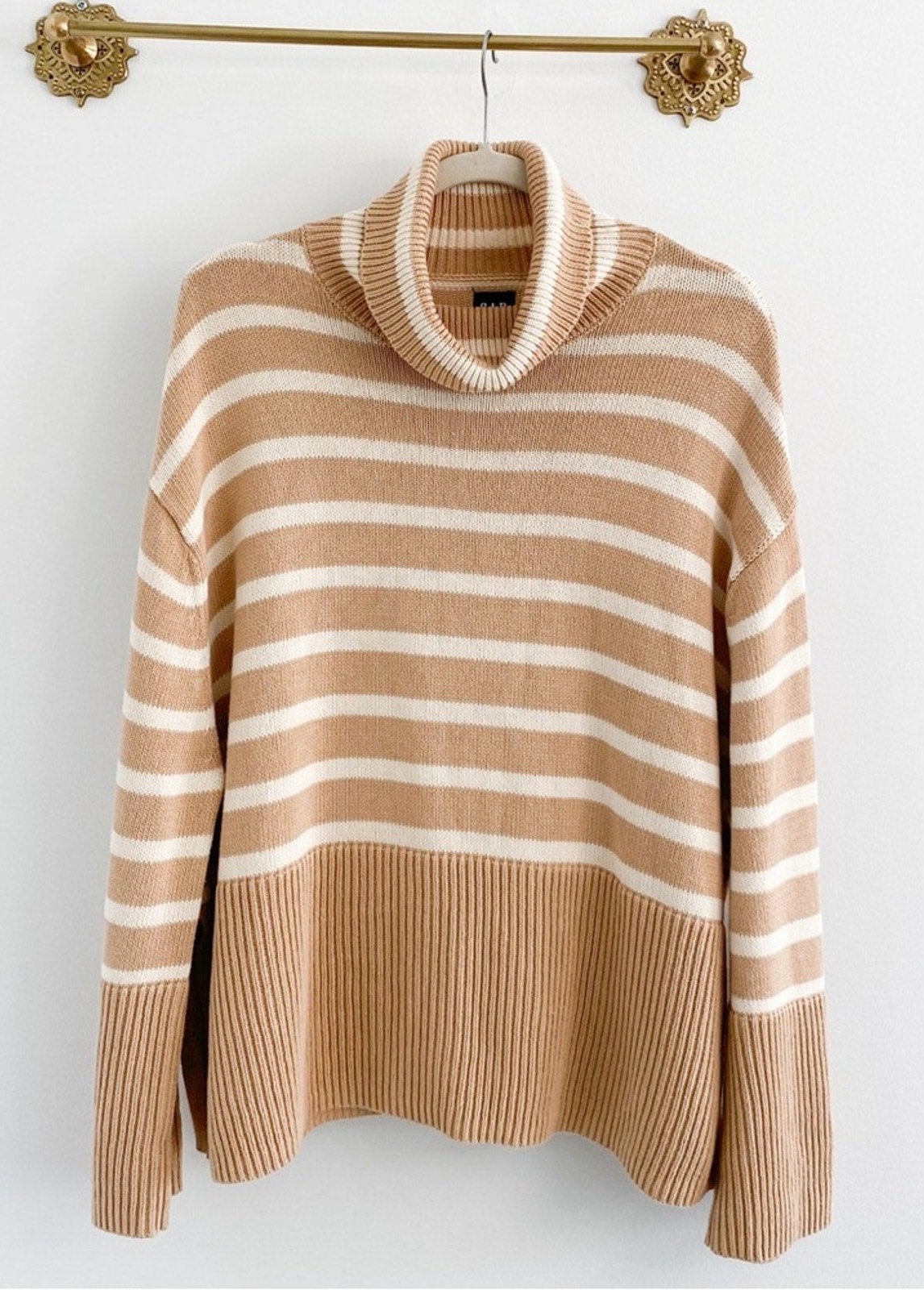 Gap 24/7 Turtleneck Stripe Split Hem Sweater Size Medium